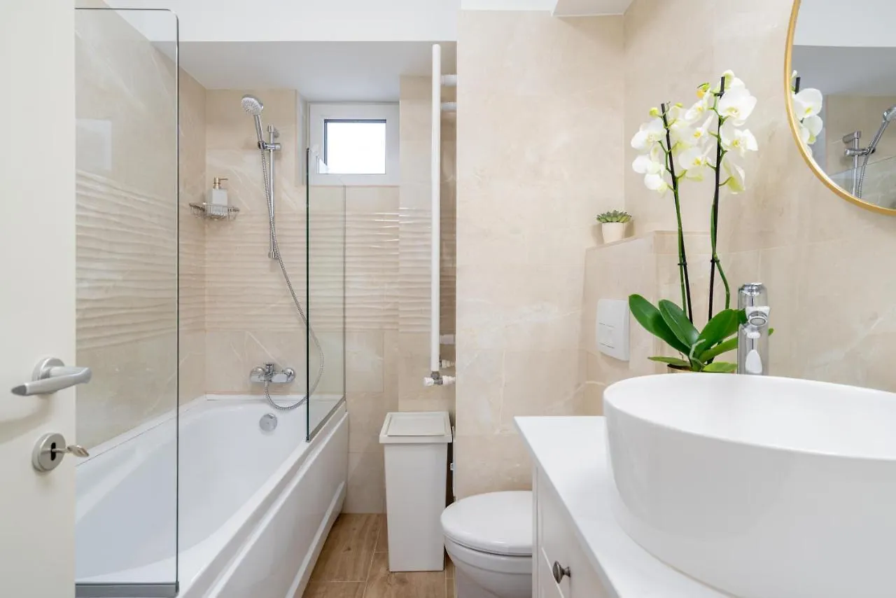 Style And View Bucharest City Center Aparthotel