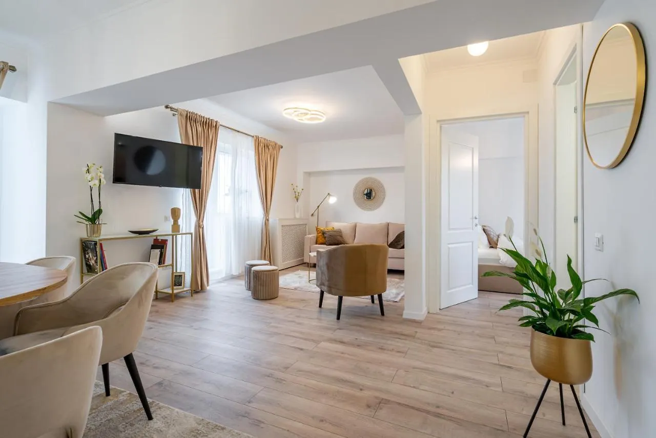 Style And View Bucharest City Center Aparthotel
