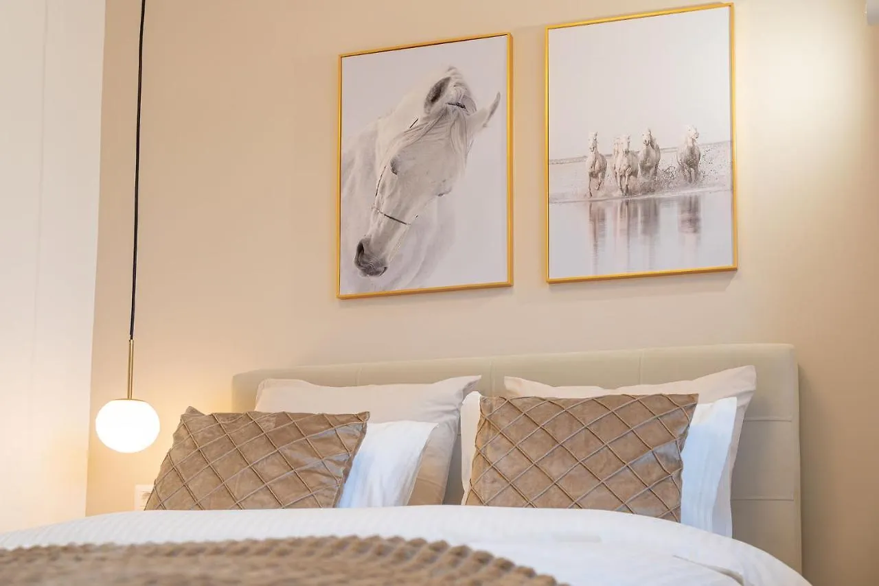 Style And View Bucharest City Center Aparthotel 0*,